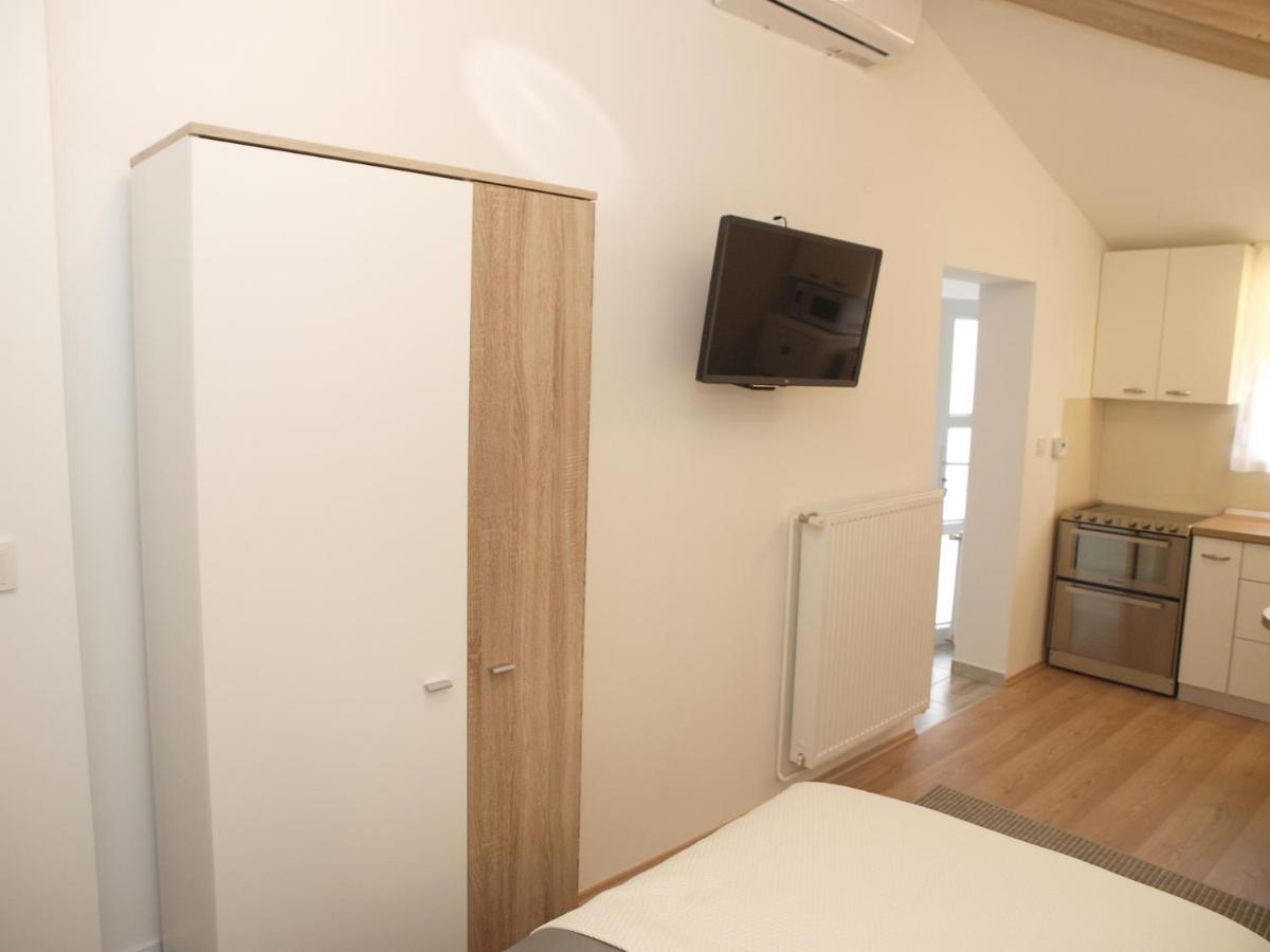 Cozy Studio Apartment Tian In Zágráb Kültér fotó