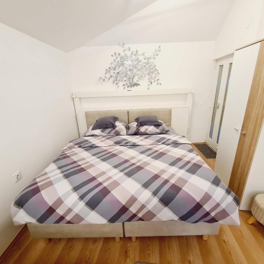 Cozy Studio Apartment Tian In Zágráb Kültér fotó