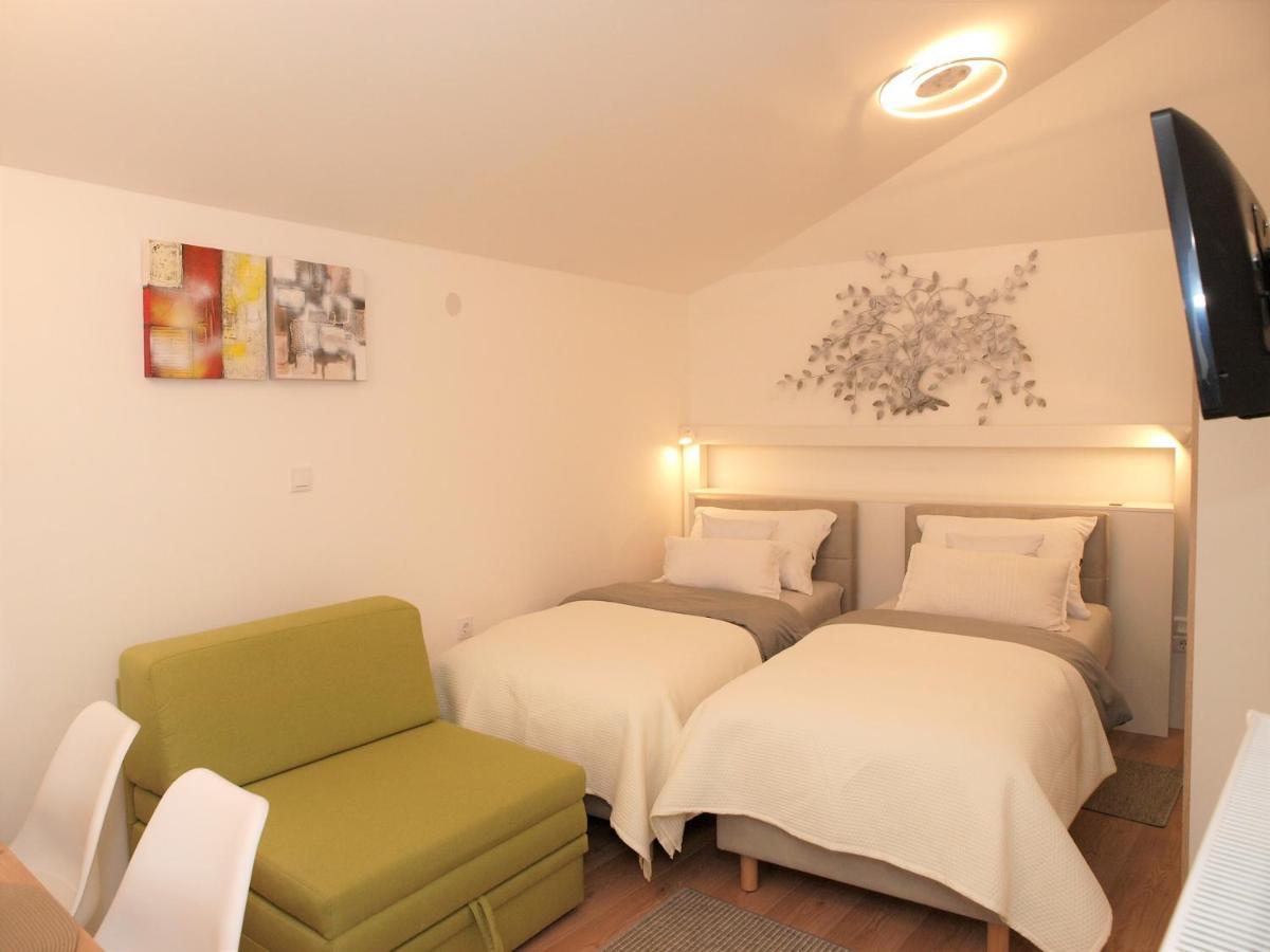 Cozy Studio Apartment Tian In Zágráb Kültér fotó